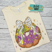 Mardi Gras Coquette King Cake with Faux Glitter Bow Graphic Tee
