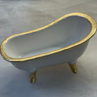 Ceramic bathtub